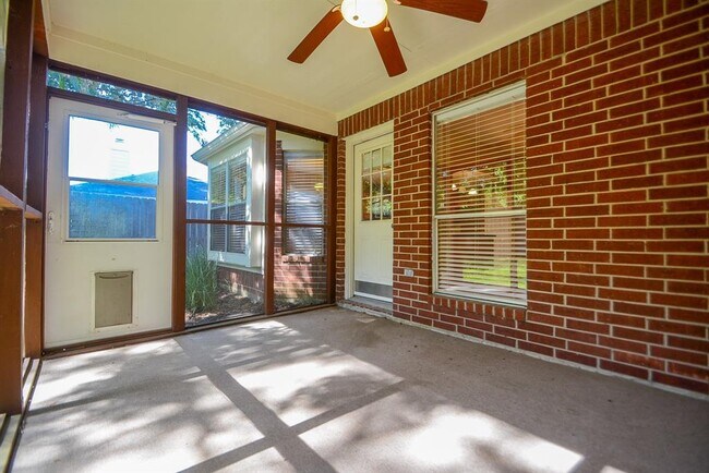 Building Photo - 13639 Country Pine Ct