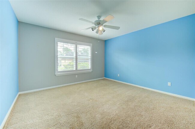 Building Photo - 607 Barkers Cove
