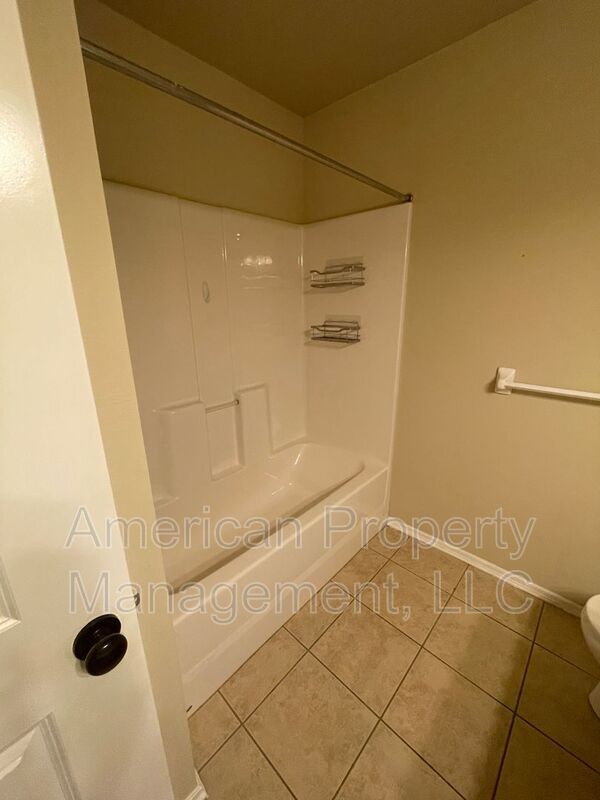 Building Photo - 4918 S 186th E Ave