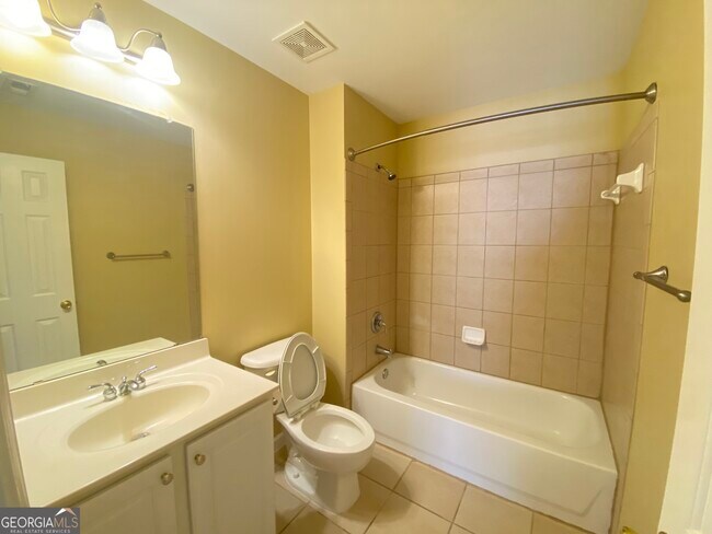 Building Photo - 1606 Cascade Overlook