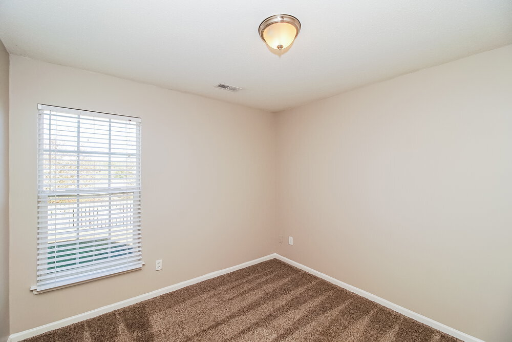 Building Photo - 1528 Moss Creek Dr