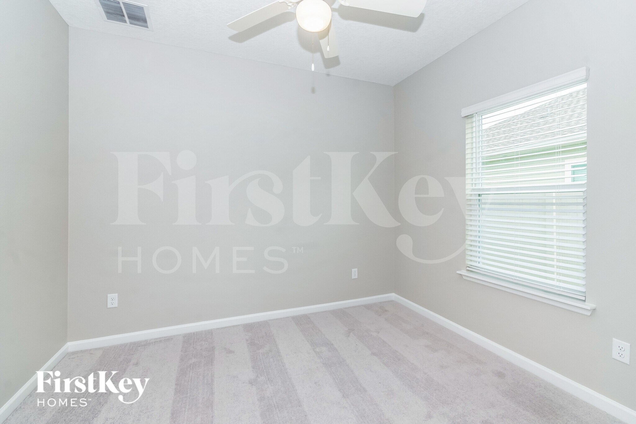 Building Photo - 10155 Pavnes Creek Dr