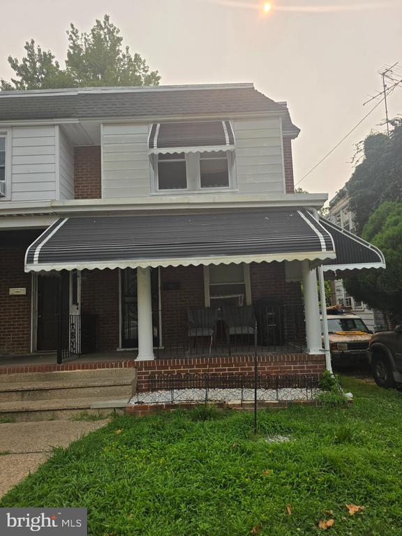 Building Photo - 2439 Madison St