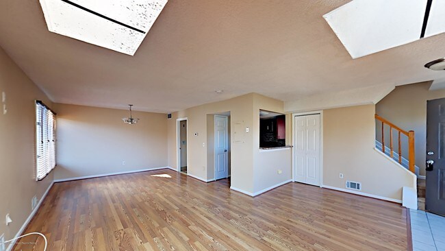 Building Photo - 121 Brandywine Ct