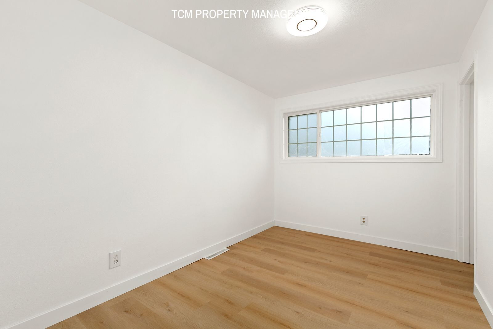 Building Photo - 14215 SE 41st St