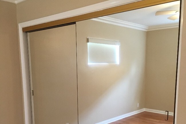 Second Bedroom - 844 N Laurel Ave