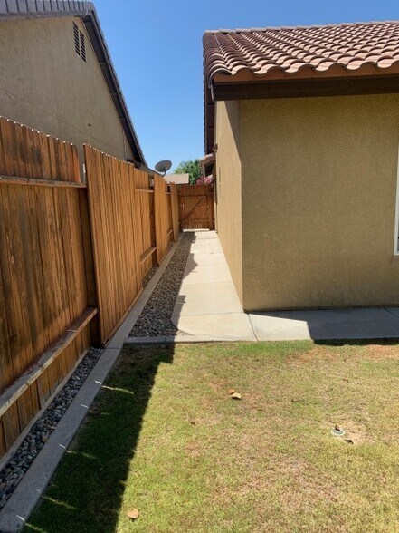 Building Photo - 13514 Dromore Ct