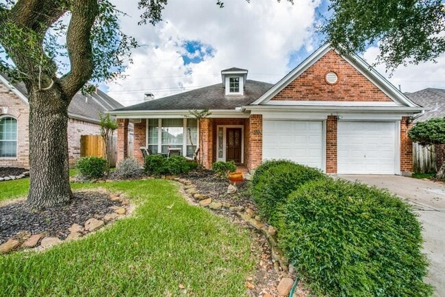 Primary Photo - 21318 Twisted Willow Ln