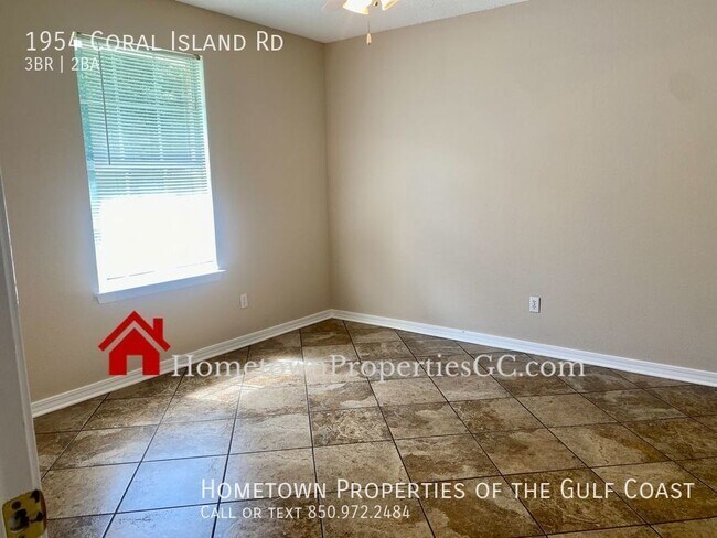 Building Photo - POOL HOME near Naval Air Station Pensacola!