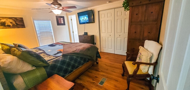 Building Photo - 135 Freedom Trail