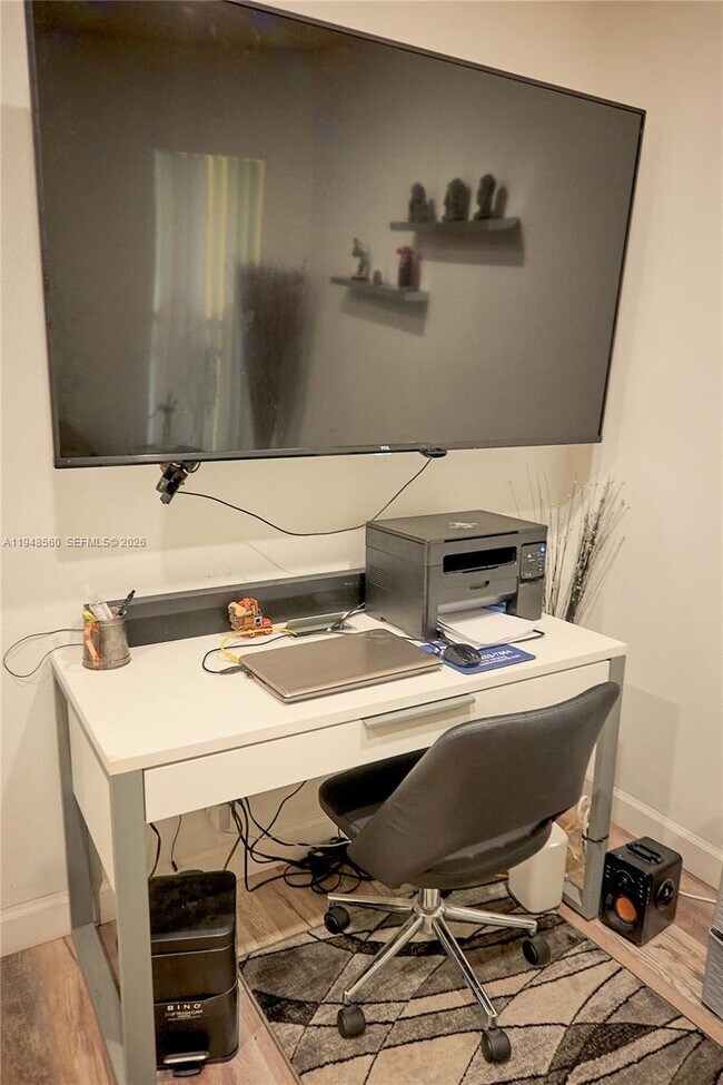 Building Photo - 7610 Westwood Dr