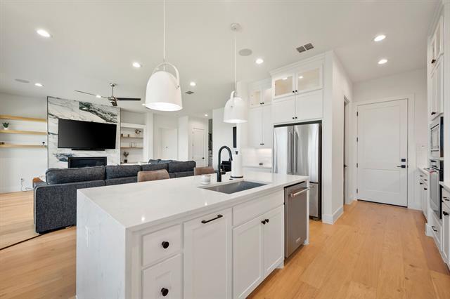 Building Photo - 5213 Havana Dr