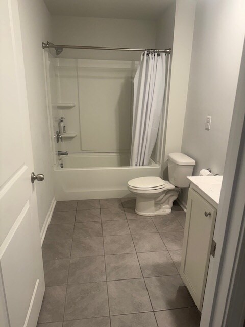 Building Photo - 645 Black Pearl Wy