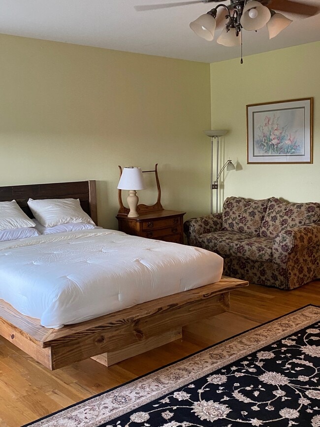 Building Photo - 149 Bowen Farm Rd