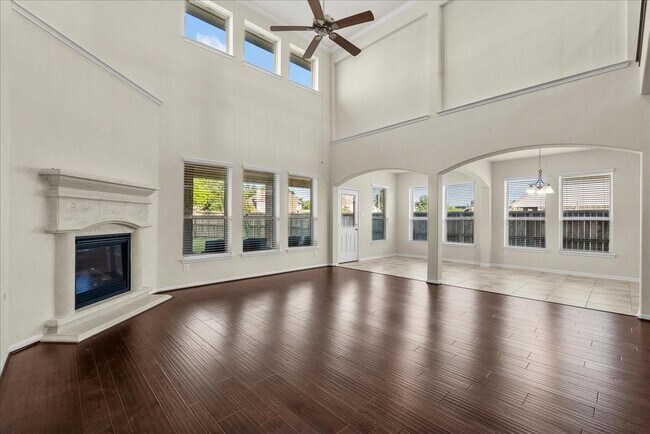 Building Photo - 2246 Oakleaf Trail Ln