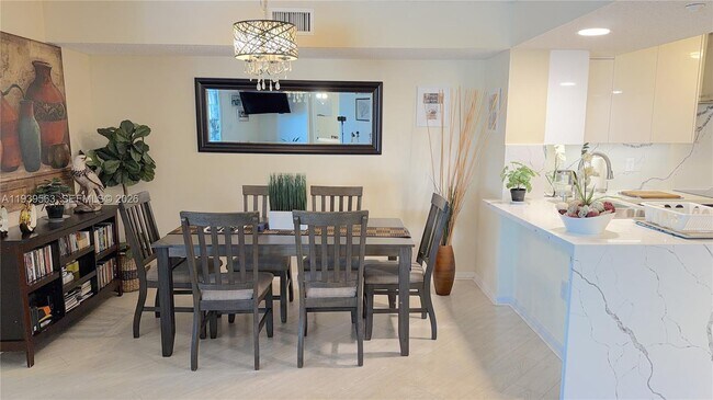 Building Photo - 9539 Weldon Cir