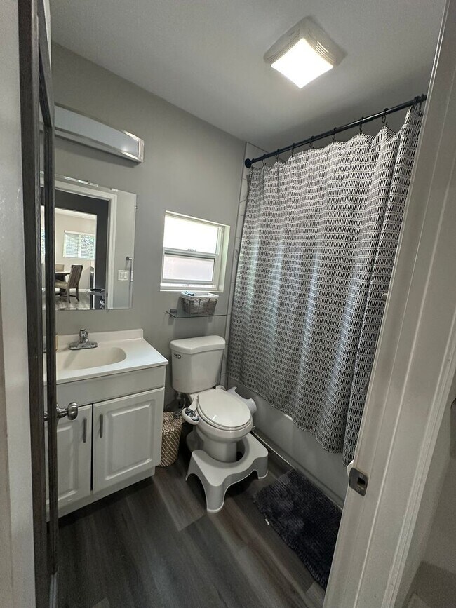 Building Photo - Inviting 3-Bedroom | 2-Bathroom Home in National City