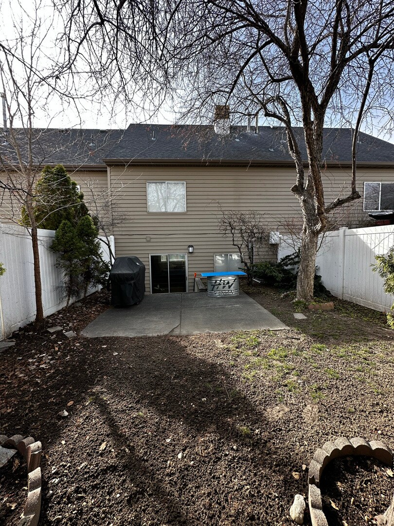 Building Photo - 6165 S 1300 E