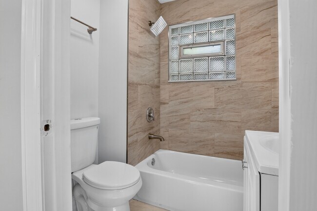 Building Photo - 9722 S Merrion Ave