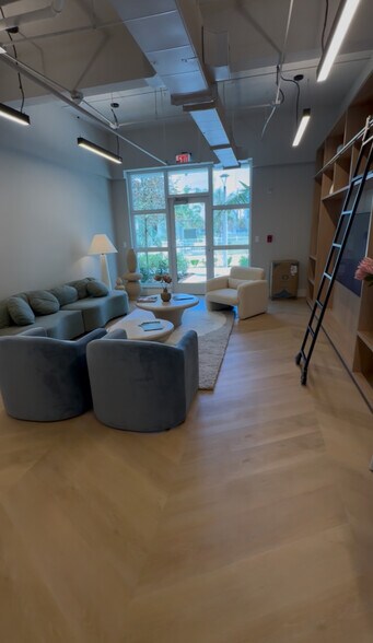 Building Photo - 1715 N J Ter