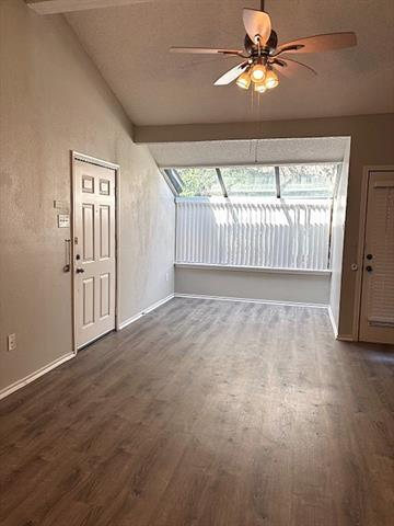 Building Photo - 9254 Forest Ln