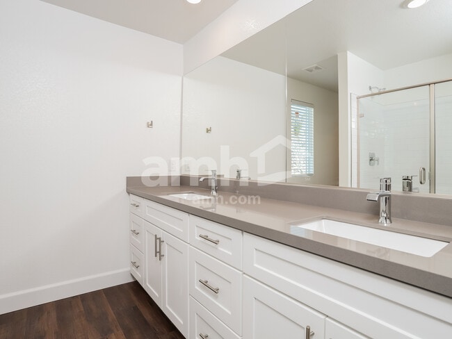 Building Photo - 6517 Enlightenment Dr