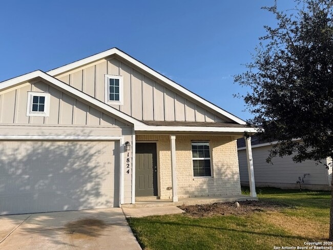 Building Photo - 1824 Heather Glen Dr