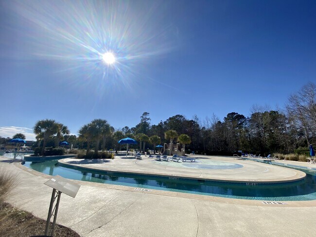 Building Photo - Five Bedroom Single Family Home in Cypress Ridge!