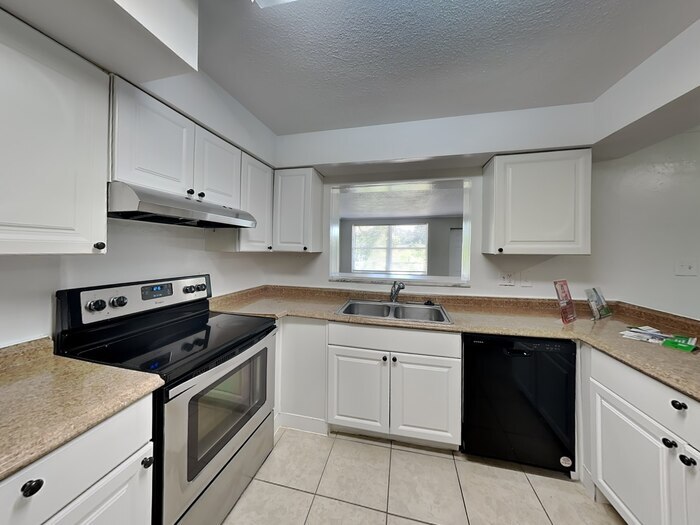 Building Photo - 5930 12th St S