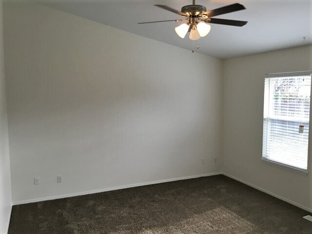 Building Photo - 2839 W Santa Clara Dr