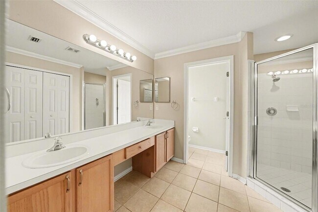 Building Photo - 10225 Old Tampa Bay Dr