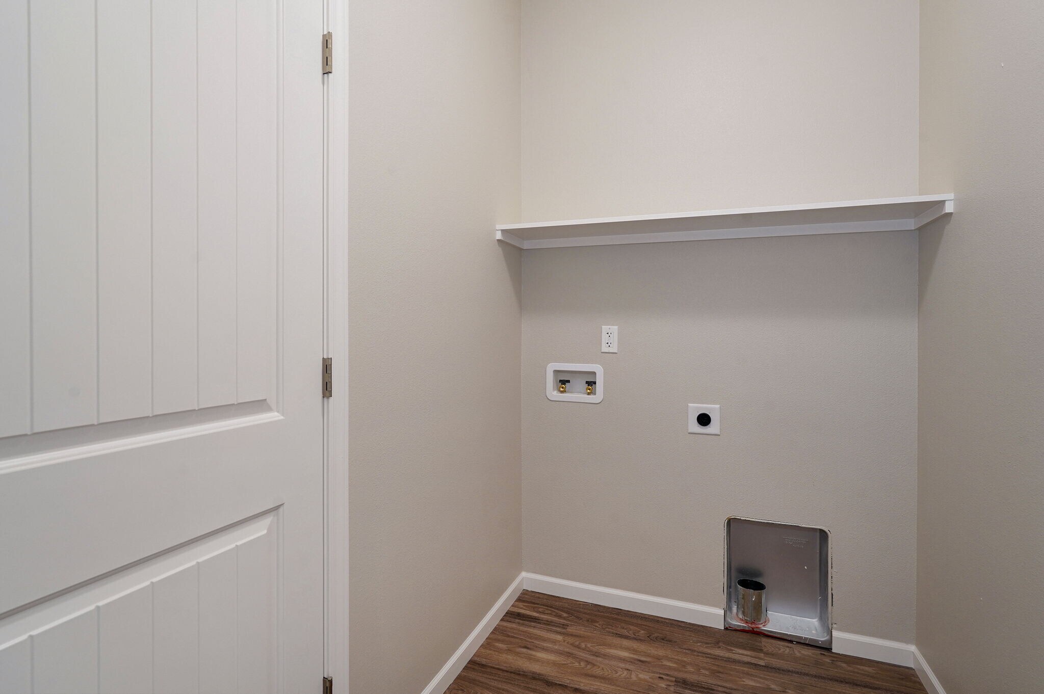 Building Photo - 319 S Florence Ave