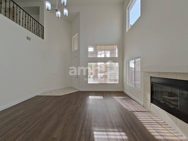 Building Photo - 2974 E Gables Vale Ct