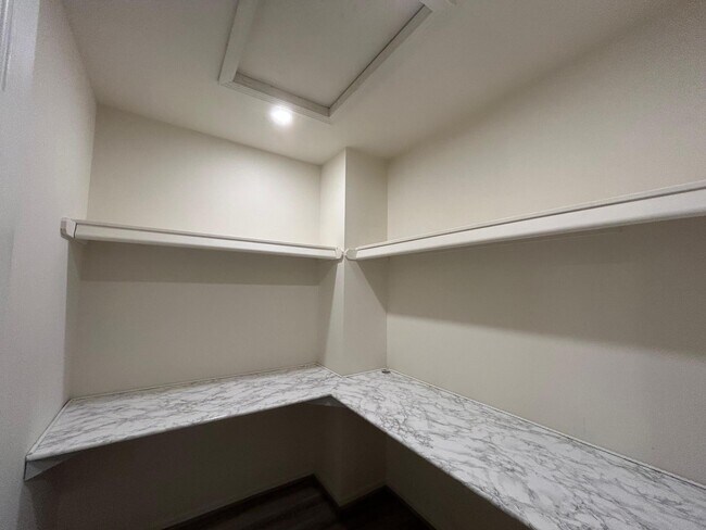 Building Photo - 4035 Cornerstone Dr