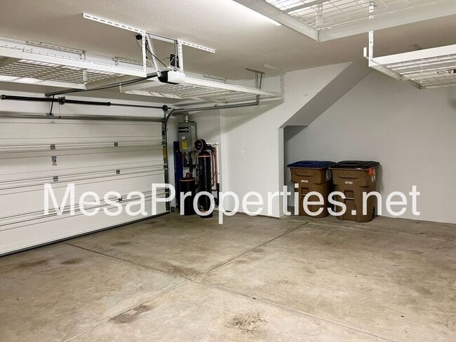 Building Photo - 1046 Newberry Ln