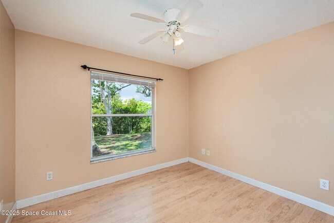 Building Photo - 4110 Bahama Ave