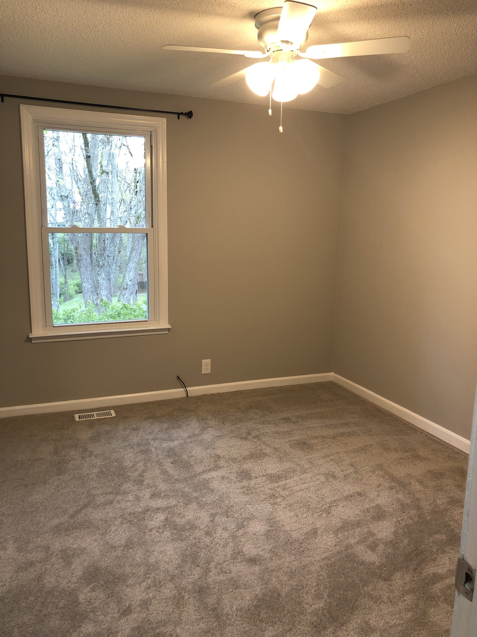 Bedroom - 903 Green Valley Rd