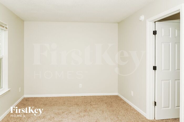 Building Photo - 1181 Kenwood Dr