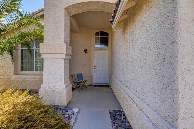 Building Photo - 3781 White Peppermint Dr