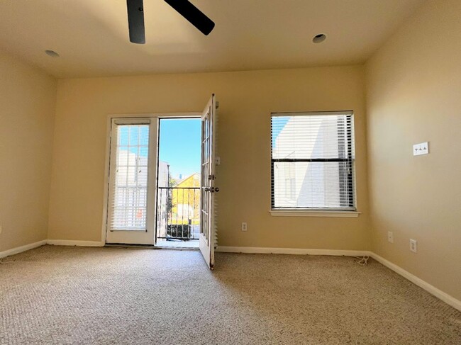 Building Photo - Ready and clean 3 bedrooms in Rice Militar...