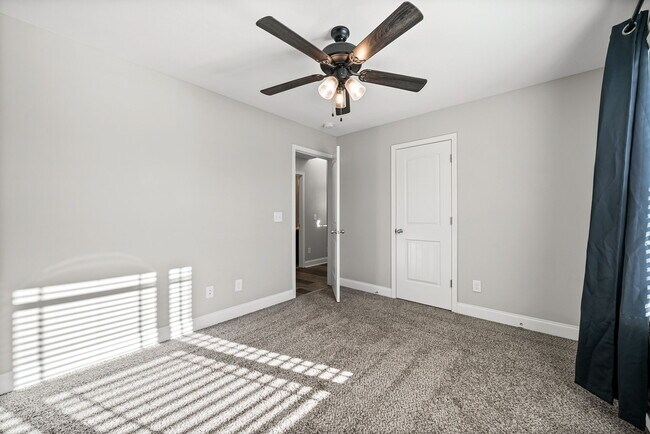 Building Photo - 1796 Rains Rd