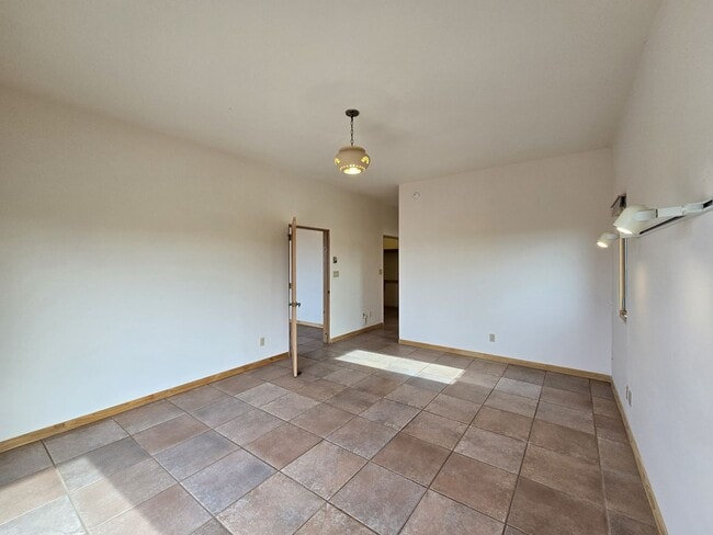 Building Photo - 74 Monte Alto Rd