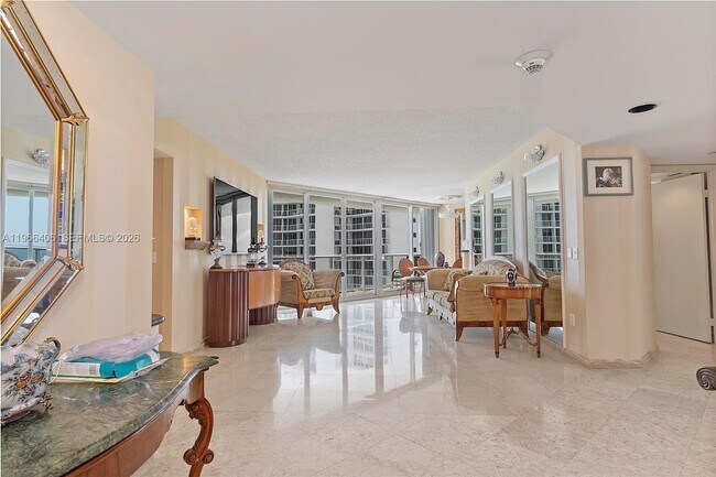 Building Photo - 16445 Collins Ave