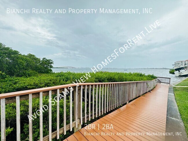 Building Photo - 6365 Bahia Del Mar Blvd S