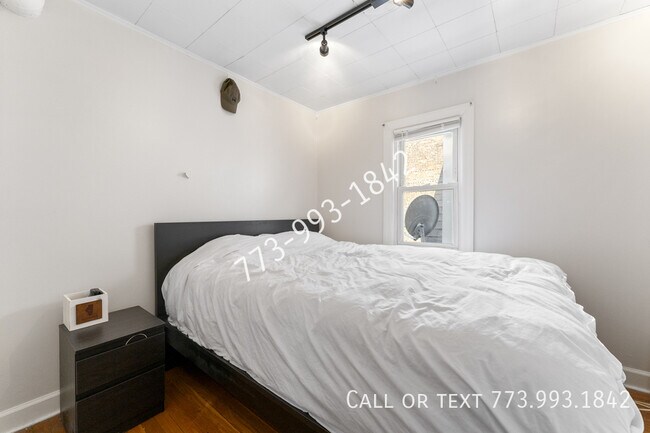 Building Photo - 3658 W George St