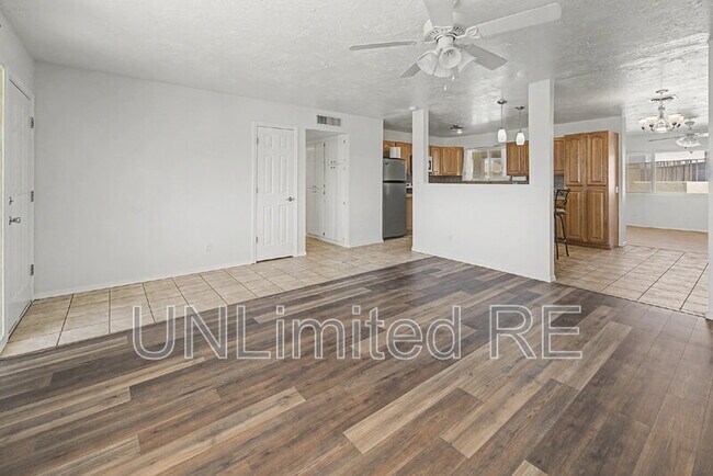 Building Photo - 2771 Typhoon Ln