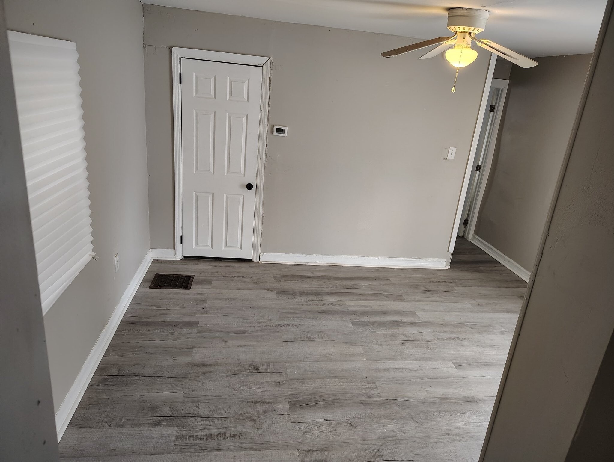 Building Photo - 431 N 2nd St