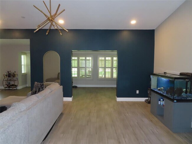Building Photo - 28524 Twinbrook Ln