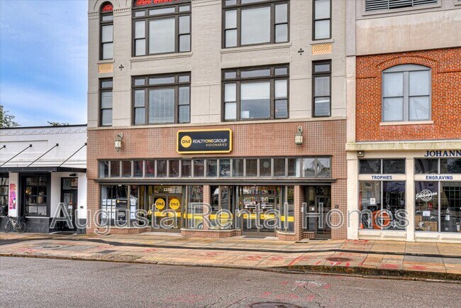 Building Photo - 1106 Broad St