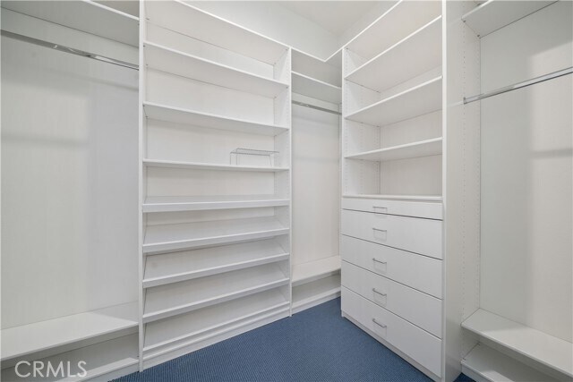 Building Photo - 138 Royal St Georges Way